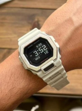 ساعت مچی مردانه کاسیو casio اورجینال مدل GBX-100-8DR	