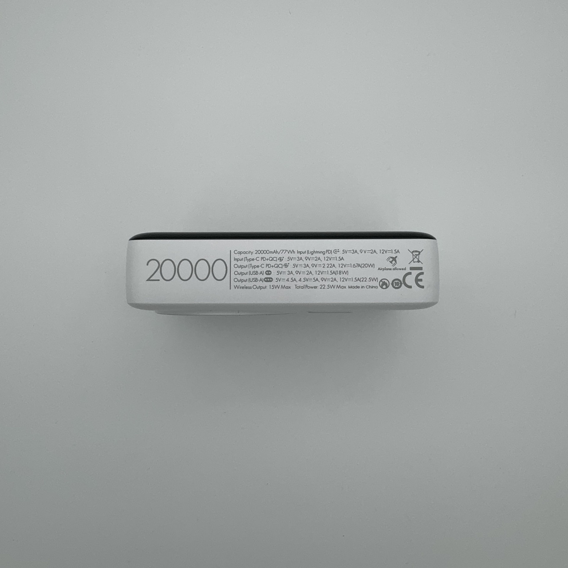 پاور بانک بی سیم ارو مدل ARP20W