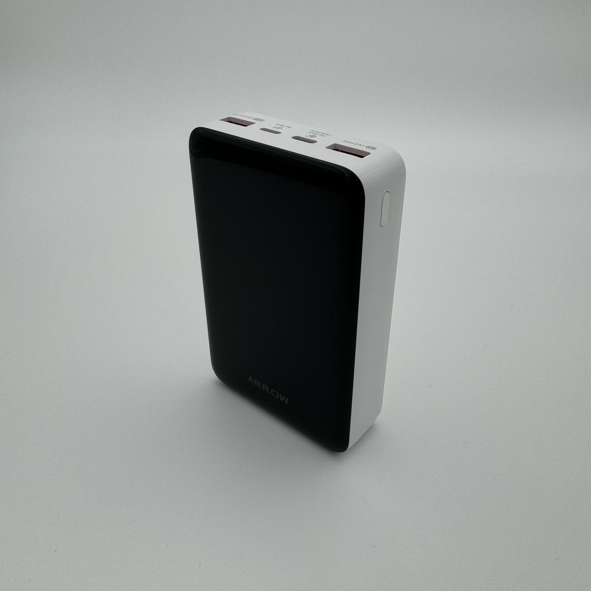 پاور بانک بی سیم ارو مدل ARP20W