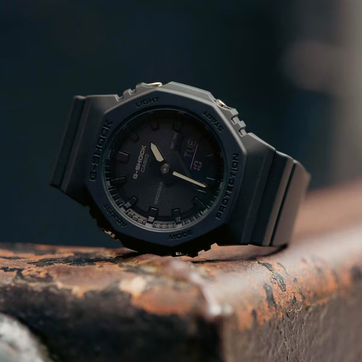 ساعت مچی زنانه کاسیو casio اورجینال مدل GMA-P2100BB-1A